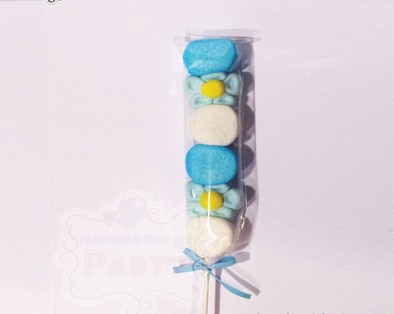 Spiedino di caramelle Marshmallows margherita Azzurro e bianco